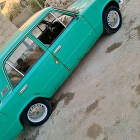 Lada 2104 1980