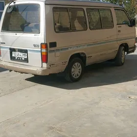 Toyota Hiace 1989