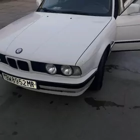 BMW 525 1990