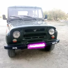 UAZ Profi 2000