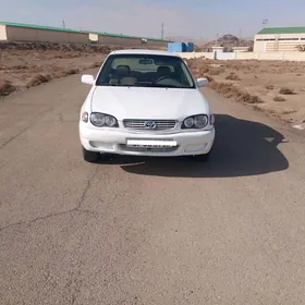 Toyota Corolla 2000