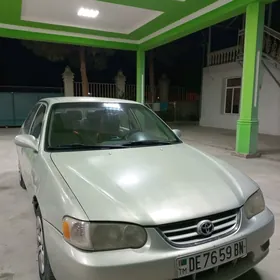 Toyota Corolla 2001