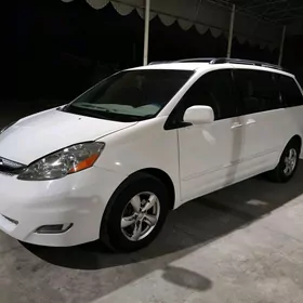 Toyota Sienna 2009