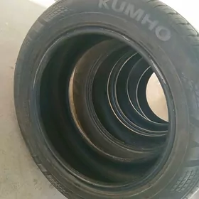 Kumho 215.55.17