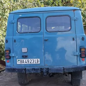 UAZ Profi 1989