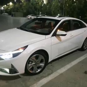 Hyundai Elantra 2021