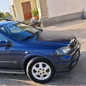 Opel Astra 2001