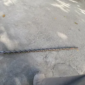 сверло.. uç deşik deşmäge