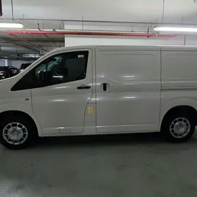 Toyota Hiace 2023