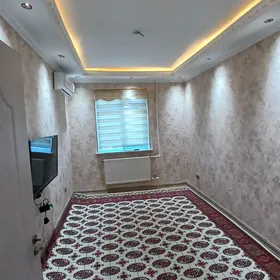 Продаётся Мир 1 12/12эт. 2ком