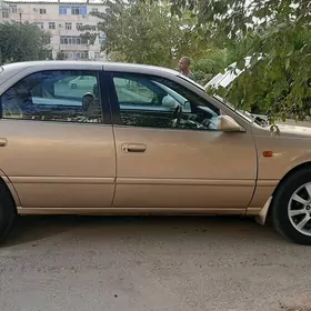 Toyota Camry 1998