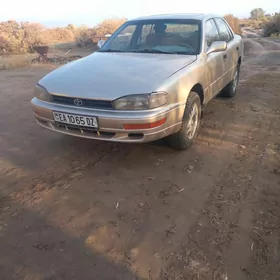 Toyota Camry 1993