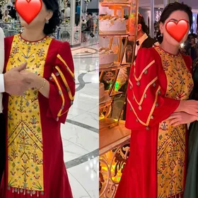 Вечернее платье