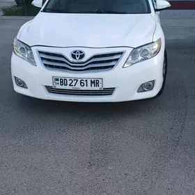Toyota Camry 2010