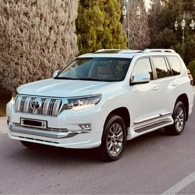 Toyota Land Cruiser Prado 2021