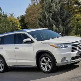 Toyota Highlander 2015