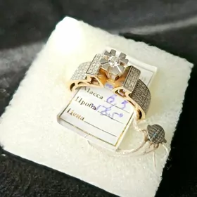 Кольцо с бриллиантами