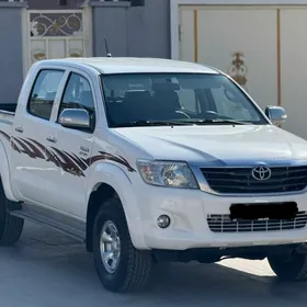 Toyota Hilux 2014