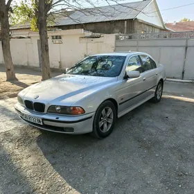 BMW E39 1998