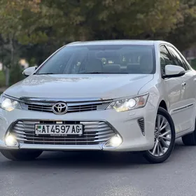 Toyota Camry 2016