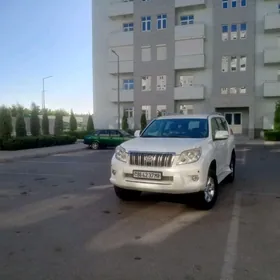 Toyota Land Cruiser Prado 2010