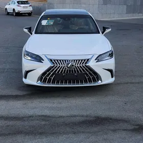Lexus ES 350 2025