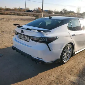 Toyota Camry 2020
