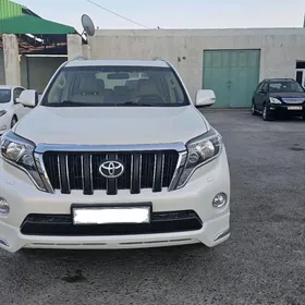 Toyota Land Cruiser Prado 2016