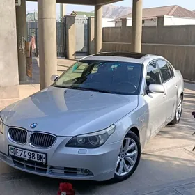 BMW E60 2003