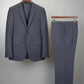 Серый Костюм