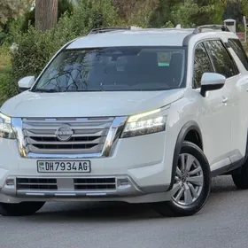 Nissan Pathfinder 2022