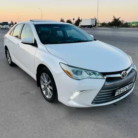 Toyota Camry 2015