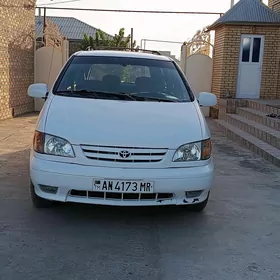 Toyota Sienna 2000
