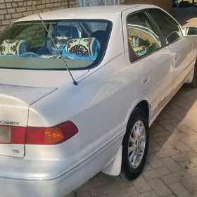Toyota Camry 1999