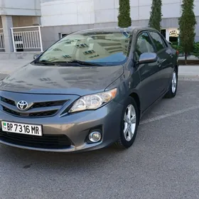 Toyota Corolla 2011
