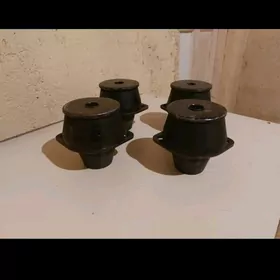 Мотор  подушкасы