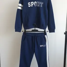 Спортивный костюм