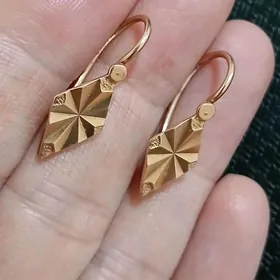 gyzyl gadymy gulakalka