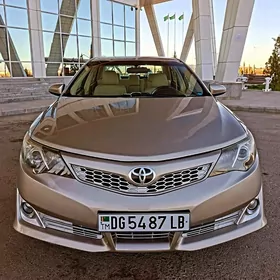 Toyota Camry 2013