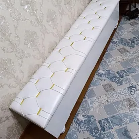 Прикроватный пуф