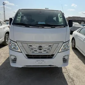 Nissan Urvan 2022