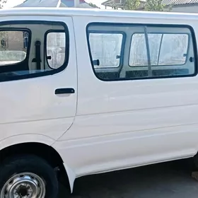 Toyota Hiace 1997