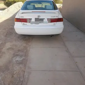 Toyota Camry 1999