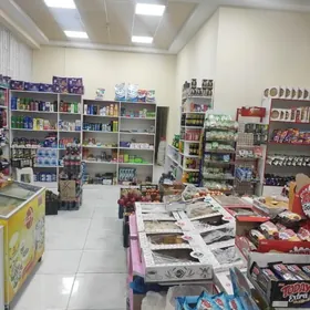 azyk harytlar magazini