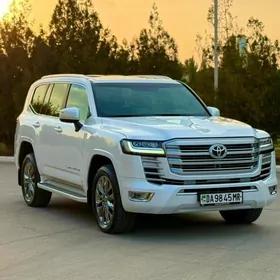 Toyota Land Cruiser 2023