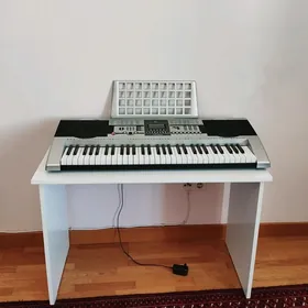 Синтезатор MK—922