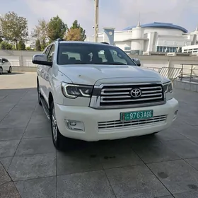 Toyota Sequoia 2009