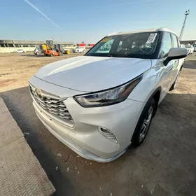 Toyota Highlander 2020