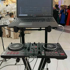 nurmark dj pult komplekt