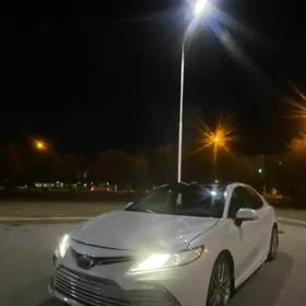 Toyota Camry 2020